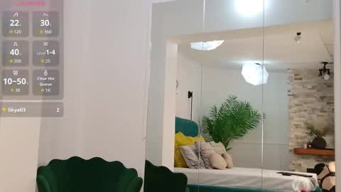 Snapshot of alessiadunn chatting on February 2026 08:34:01 PM Alessia online show from February 2026 08:34:01 PM