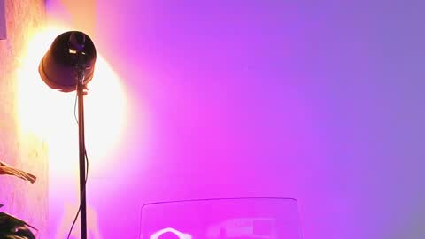 Alessia online show from April 2026 11:32:01 AM