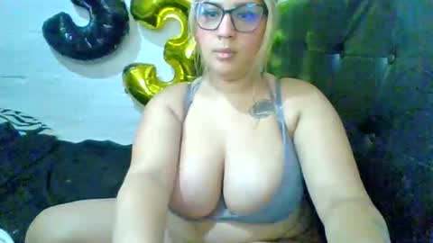 Snapshot of alessiia_gold chatting on May 2026 04:18:02 AM alessiia_gold online show from May 2026 04:18:02 AM