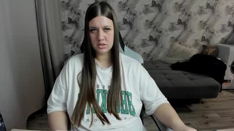 Aletta Oushen online show from February 2026 12:24:02 PM