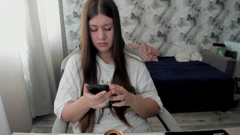 Snapshot of aletta_oushen chatting on July 2026 09:36:02 AM Aletta Oushen online show from July 2026 09:36:02 AM