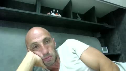 alex120475 online show from September 2025 09:25:01 PM