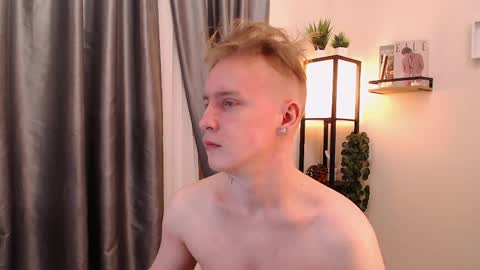 Snapshot of alex__sweet chatting on May 2026 07:03:01 AM your Alex online show from May 2026 07:03:01 AM