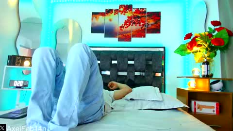 sneider online show from February 2025 06:47:02 PM