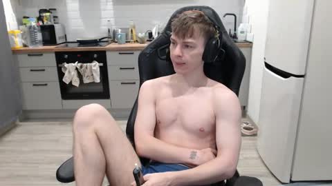 Alex online show from March 2025 07:04:02 PM