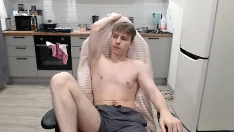 Alex online show from November 2025 10:08:02 PM