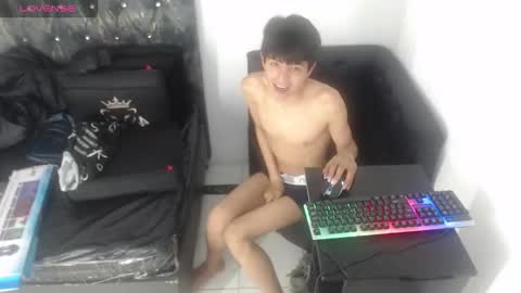 alex_it0 online show from April 2026 08:00:02 PM