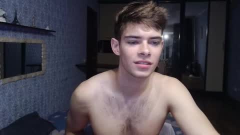 Alex online show from September 2025 10:12:02 PM