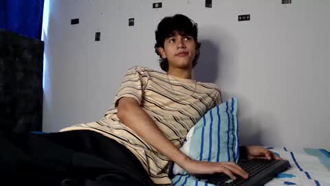alex_mark_ online show from May 2026 06:15:02 PM