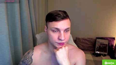 Snapshot of alex_milson chatting on April 2026 06:38:01 PM alex_milson online show from April 2026 06:38:01 PM