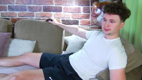 Snapshot of alex_onelove chatting on May 2026 12:37:02 PM Alex online show from May 2026 12:37:02 PM