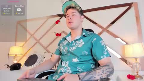 Alex  online show from February 2026 07:32:02 PM