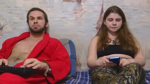 Alex and Sarah online show from March 2026 04:18:01 PM