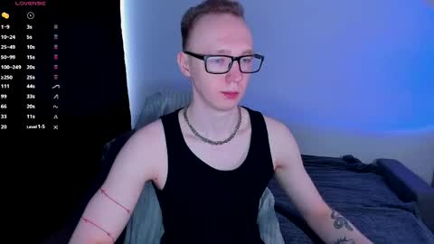 alex_silent online show from April 2026 09:04:01 AM