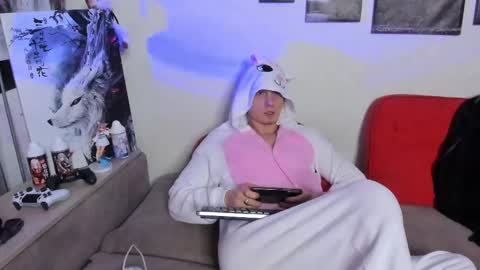 Alex WandHot online show from March 2025 04:00:02 PM