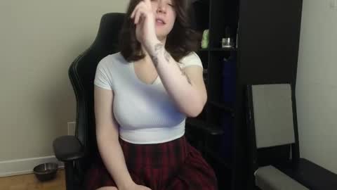 Snapshot of alexa_dream chatting on January 2025 12:50:01 AM dont be afraid to click social media link its working just click on that online show from January 2025 12:50:01 AM