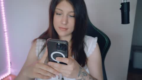 Snapshot of alexa_dream chatting on October 2025 08:29:02 PM dont be afraid to click social media link its working just click on that online show from October 2025 08:29:02 PM