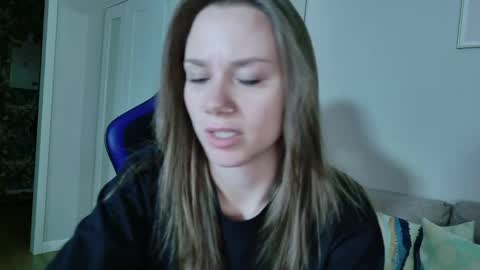 Snapshot of alexa_feels chatting on May 2026 04:47:02 PM Little Duck homie online show from May 2026 04:47:02 PM