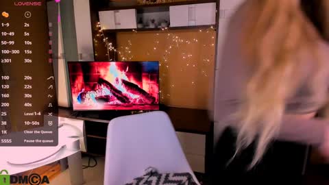 Alexa online show from December 2024 12:52:01 PM
