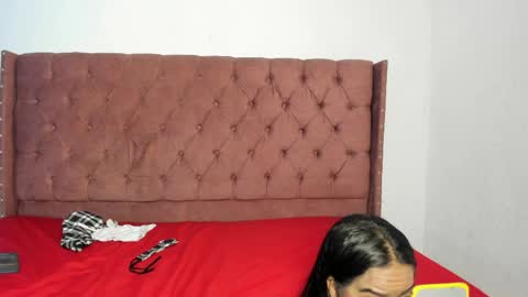 Snapshot of alexa_hotfox chatting on June 2026 12:32:01 PM ALEXA online show from June 2026 12:32:01 PM
