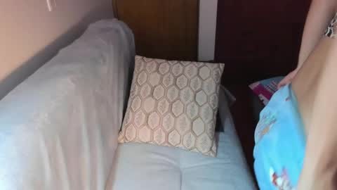 alexa latina online show from February 2026 04:57:01 PM