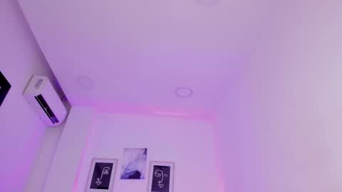 Alexa Millers online show from February 2025 10:10:01 AM