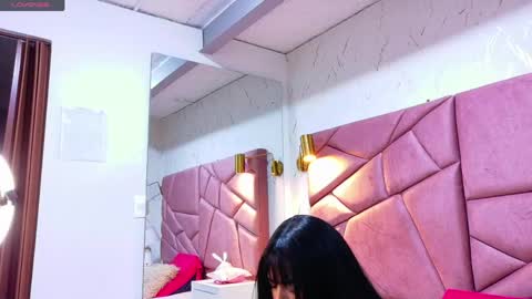 Alexandra online show from April 2026 11:37:02 AM