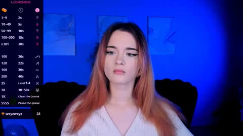 alexa_night_ online show from November 2025 08:32:01 PM