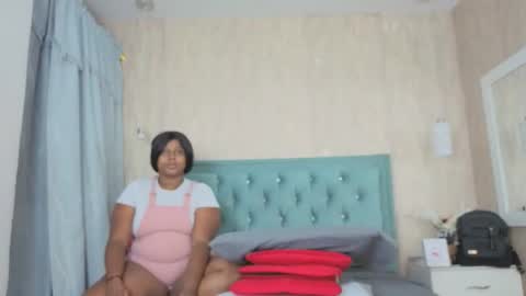 Snapshot of alexa_roussee chatting on September 2025 12:27:02 PM Alexa online show from September 2025 12:27:02 PM