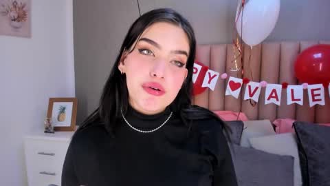 Alexa Thaylor online show from February 2025 08:22:01 PM