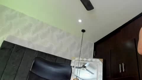 Snapshot of alexaa_marquss chatting on May 2026 07:48:02 PM alexaa_marquss online show from May 2026 07:48:02 PM