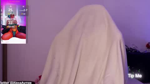 Snapshot of alexaaimee chatting on September 2025 10:11:01 PM Alexa online show from September 2025 10:11:01 PM