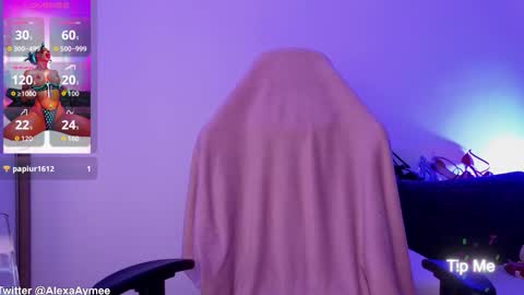 Snapshot of alexaaimee chatting on October 2025 11:27:02 PM Alexa online show from October 2025 11:27:02 PM