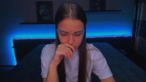 angel online show from January 2025 03:15:01 AM