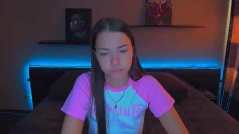 angel online show from October 2025 12:49:02 AM