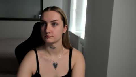 Alexa online show from November 2025 01:44:02 PM