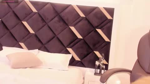 Alexa Handler online show from November 2025 10:56:01 PM