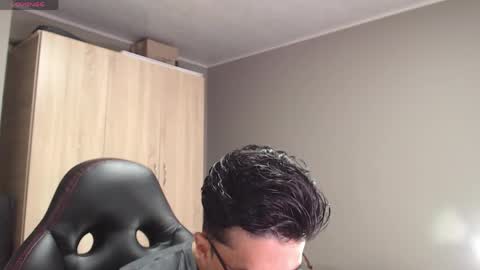 Snapshot of alexander_dimitri chatting on May 2026 03:23:01 AM Benji Alex online show from May 2026 03:23:01 AM