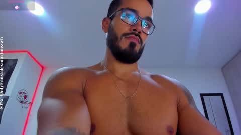 Onlyfansalexmartinezwb  Instagram alexwbmartinez  Twitter martinezcb937 online show from January 2026 10:15:01 PM