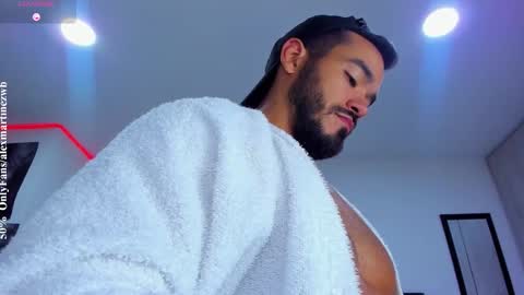 Onlyfansalexmartinezwb  Instagram alexwbmartinez  Twitter martinezcb937 online show from January 2026 12:15:02 AM