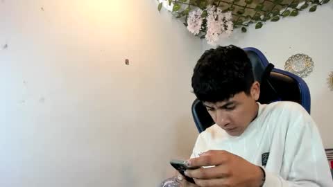 chicos hot online show from October 2025 01:22:02 PM