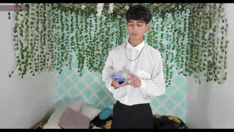 chicos hot online show from January 2026 02:06:02 AM