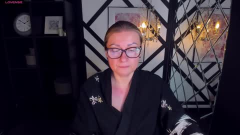 Snapshot of alexandra_kind chatting on February 2025 12:17:01 AM Alexandra online show from February 2025 12:17:01 AM