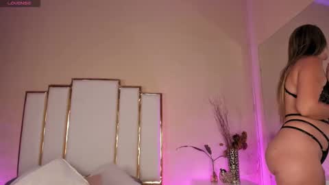 alexandraa_gomez online show from November 2025 10:10:01 PM