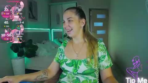 Snapshot of alexandracandy chatting on August 2026 01:35:02 PM alexandracandy online show from August 2026 01:35:02 PM