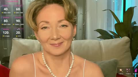 Alexandra online show from January 2025 01:25:02 PM