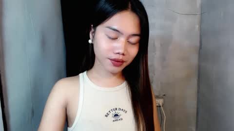 Andrea online show from October 2025 03:35:02 PM