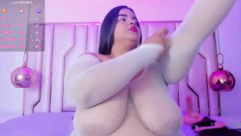 alexataylorr_ online show from November 2025 02:10:01 AM