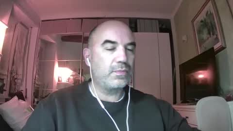 Snapshot of alexct77 chatting on December 2024 01:10:01 AM alexct77 online show from December 2024 01:10:01 AM