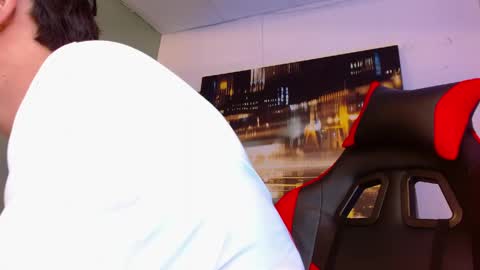 Snapshot of alexgiraldo__ chatting on May 2026 12:50:02 AM alexgiraldo__ online show from May 2026 12:50:02 AM